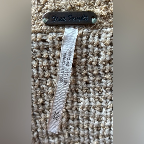 Free People Ochre Crop Knit High Low V Neck Lightweight Pullover Sweater - Picture 4 of 5